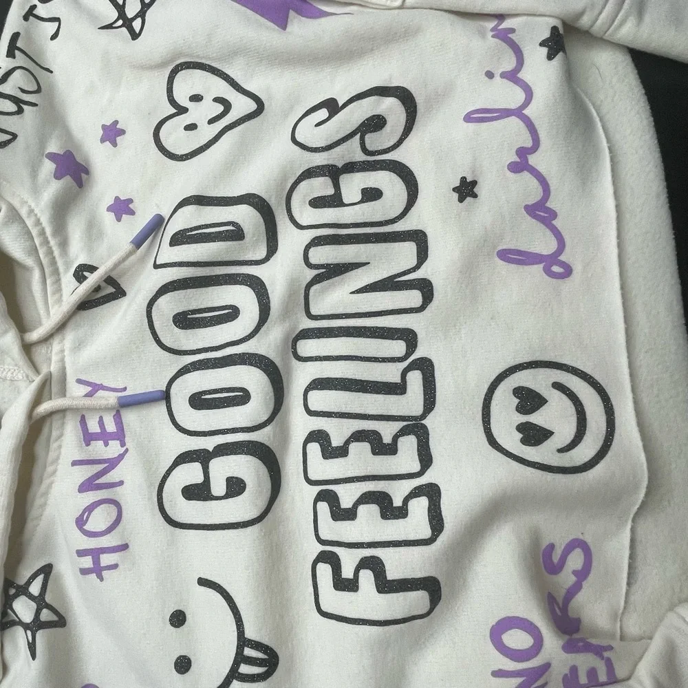 Naugty Blue - White Graphic Cropped Hoodie XXS 6-8